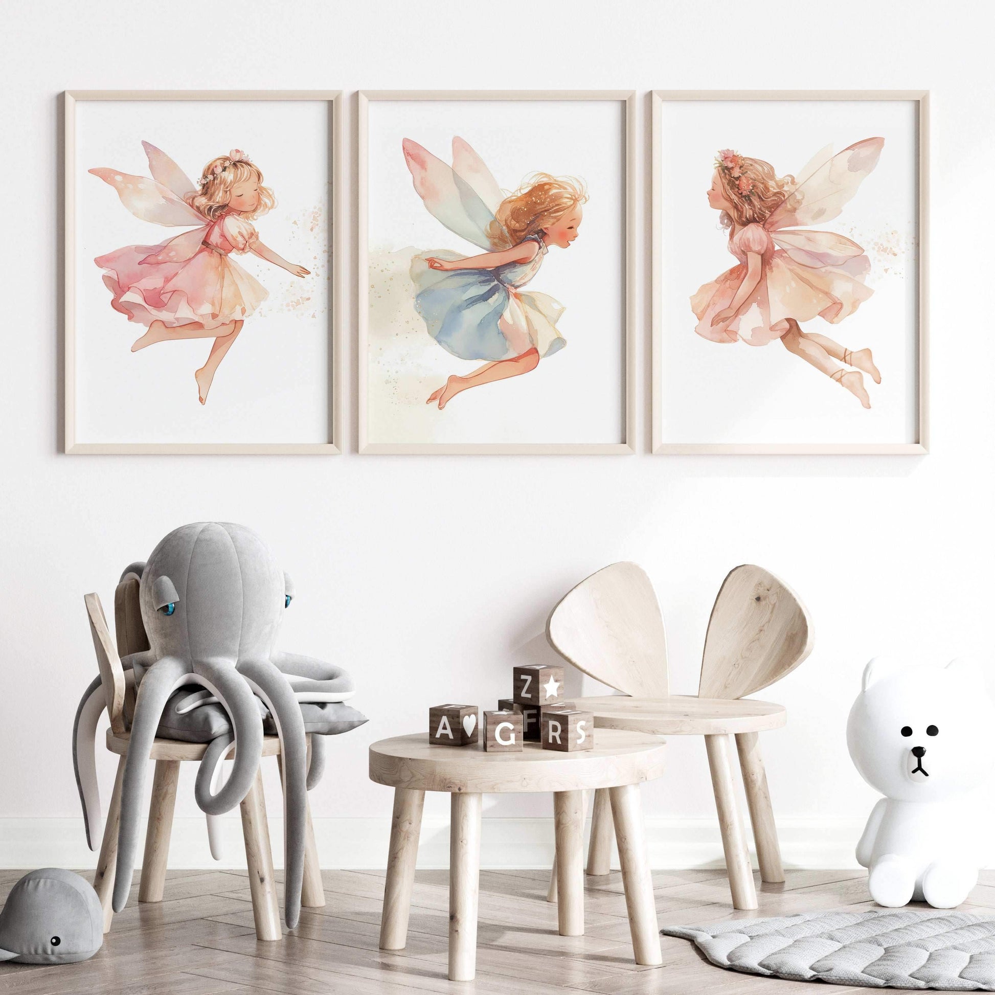 3 Frame-Girl-Wall-art-10245956
